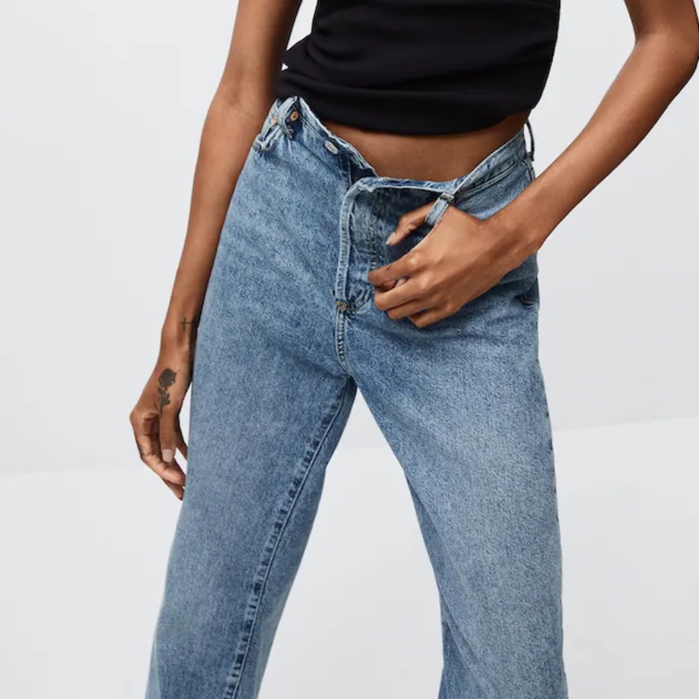 High-waist straight jeans MANGO